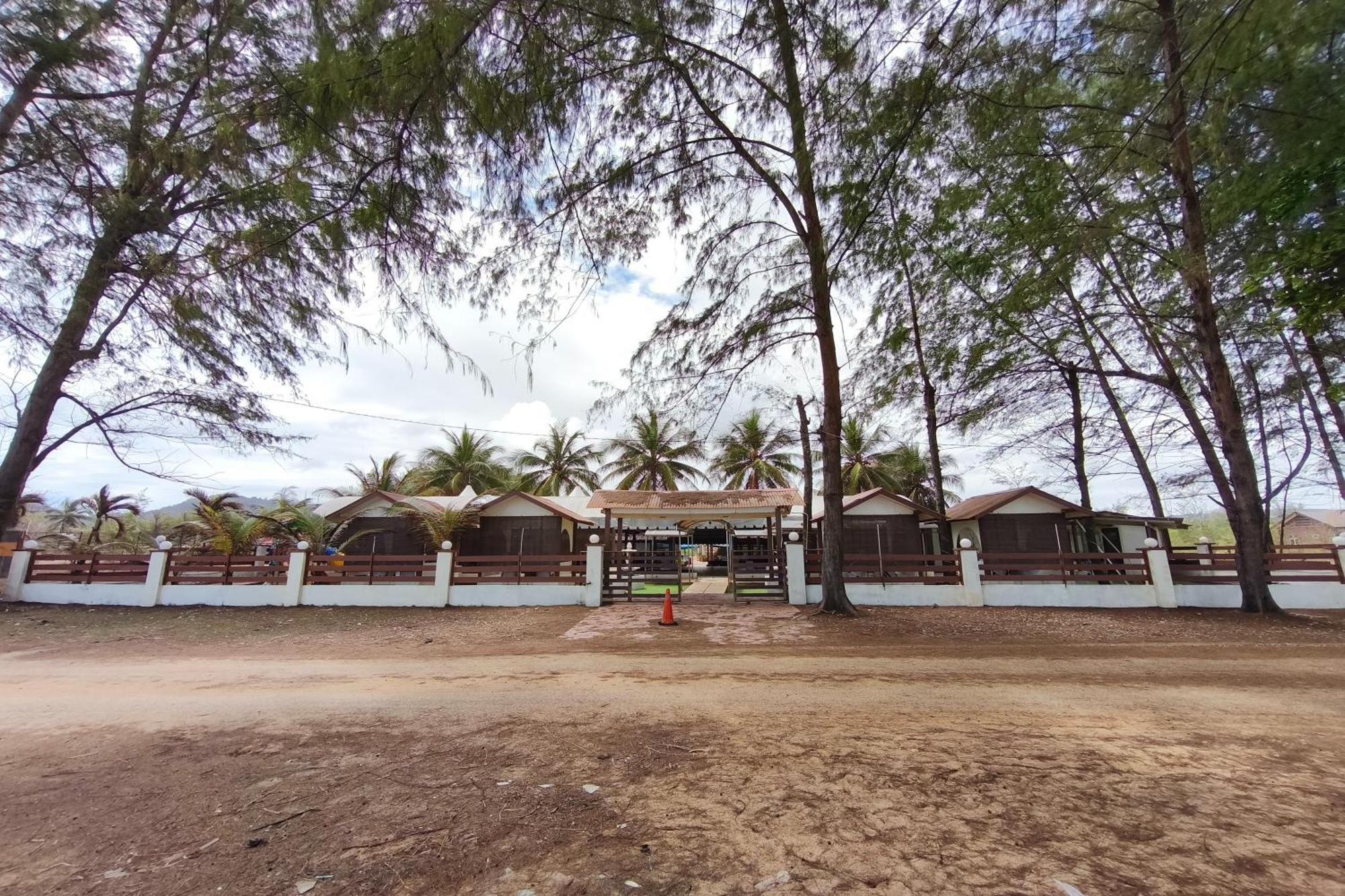 Alsafina Kijal Beach Resort & Restaurant Dış mekan fotoğraf