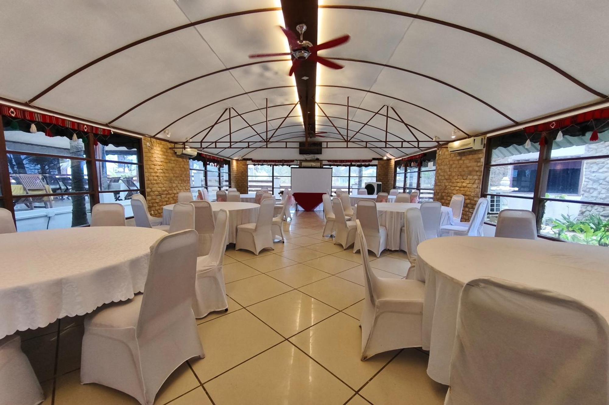 Alsafina Kijal Beach Resort & Restaurant Dış mekan fotoğraf