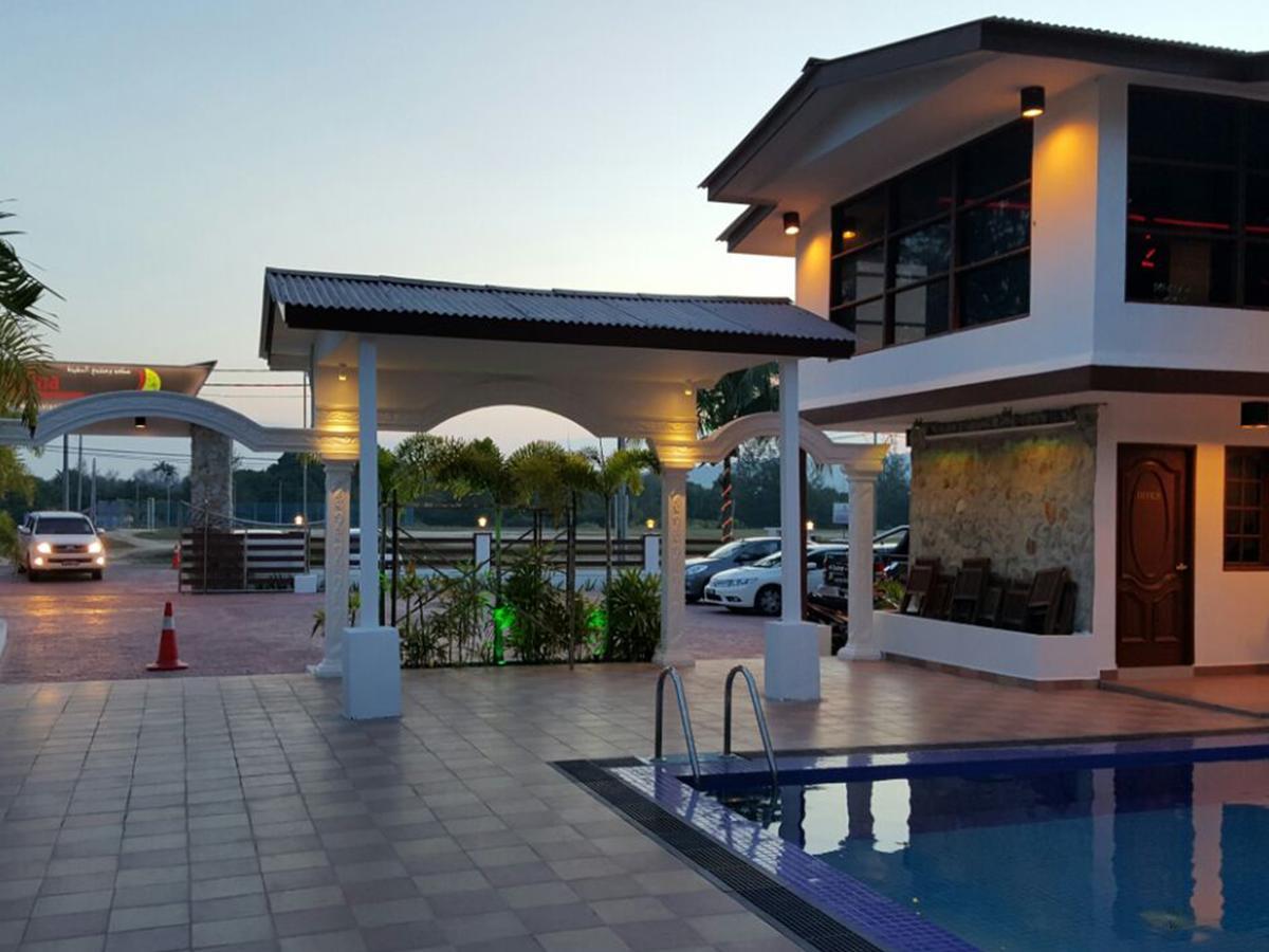 Alsafina Kijal Beach Resort & Restaurant Dış mekan fotoğraf