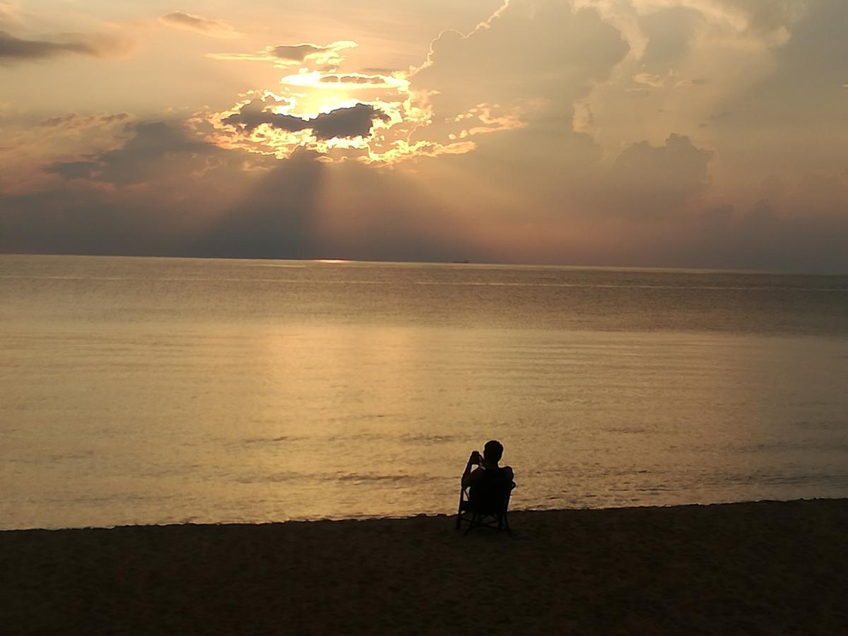 Alsafina Kijal Beach Resort & Restaurant Dış mekan fotoğraf
