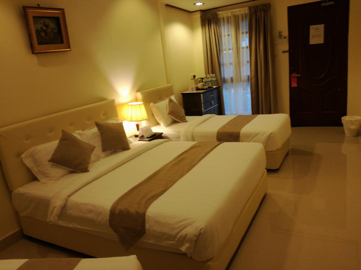 Alsafina Kijal Beach Resort & Restaurant Dış mekan fotoğraf