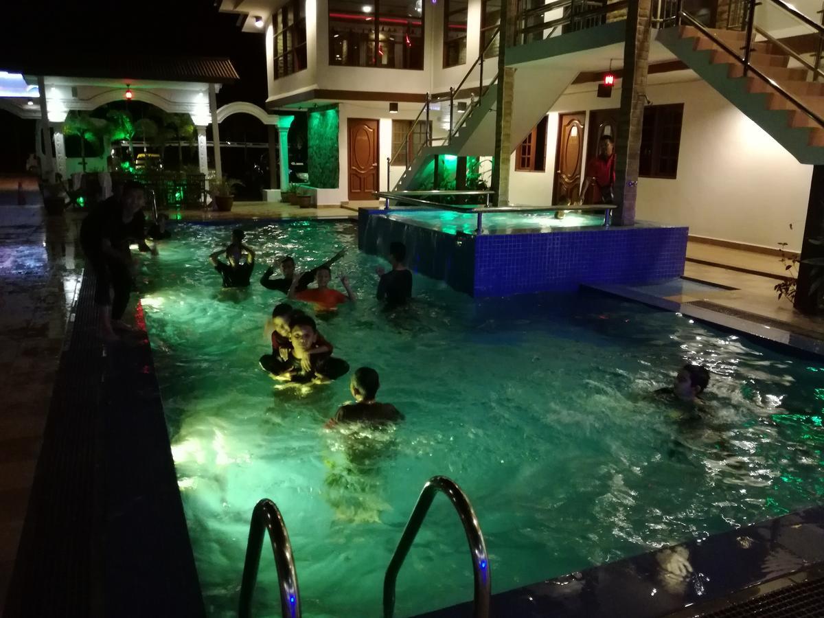 Alsafina Kijal Beach Resort & Restaurant Dış mekan fotoğraf